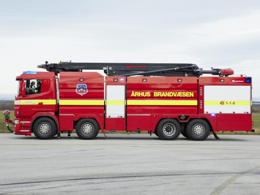  Scania R480 Rosenbauer ILF 8200/5000 HRET 2009 года  (фото 2 из 2)
